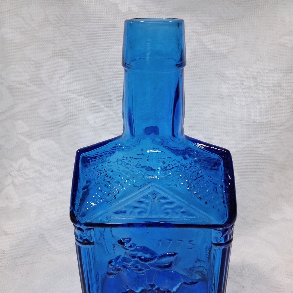 Vintage Wheaton Glass Paul Revere Bottle Cobalt Blue 1775 Eagle Americana 8" - Picture 4 of 14